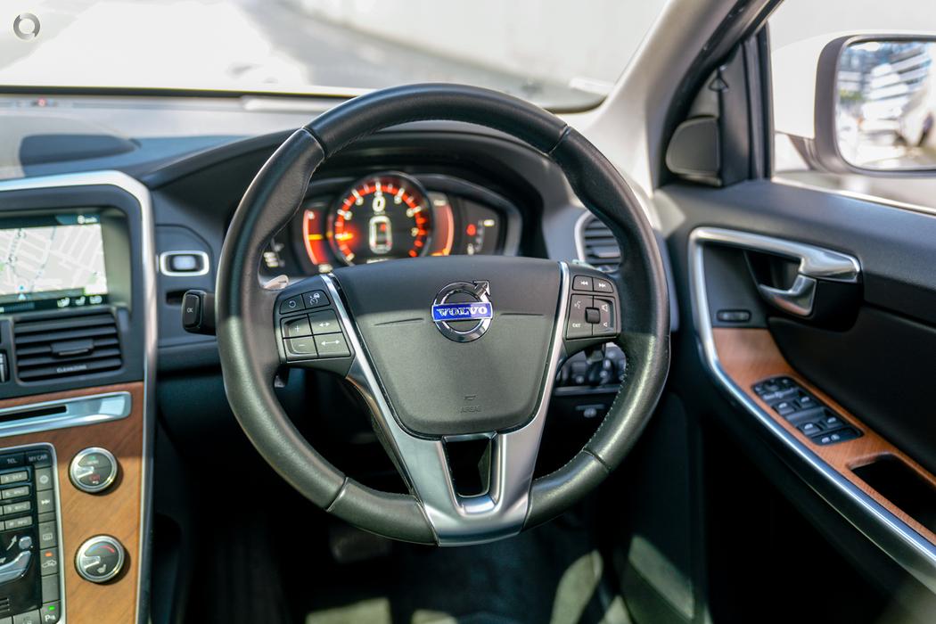 
								2016 Volvo XC60 DZ MY17 T5 Luxury Wagon 5dr Geartronic 8sp AWD 2.0T – #601 full									