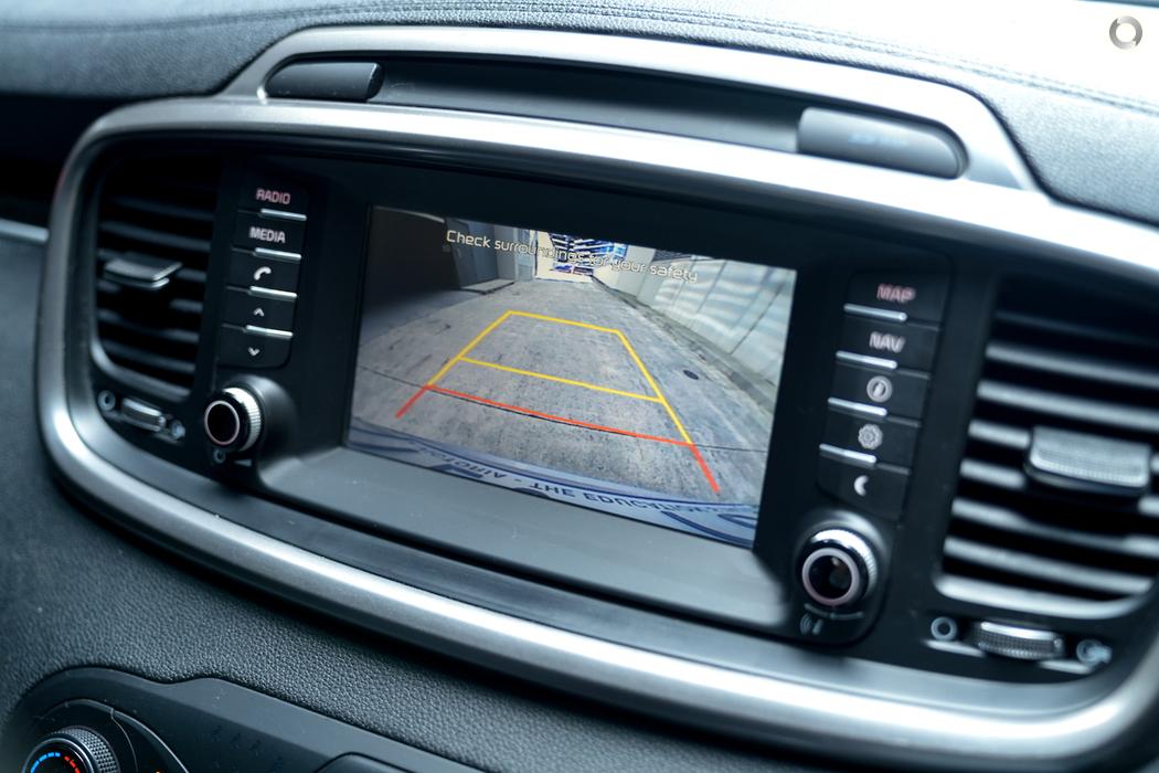 
								2017 Kia Sorento UM MY17 Si Wagon 7st 5dr Spts Auto 6sp 3.3i #632 full									