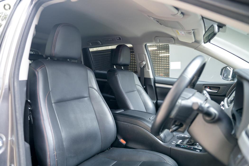 
								2017 Toyota Kluger GSU50R GXL Wagon 7st 5dr Spts Auto 8sp 2WD 3.5i – #611 full									