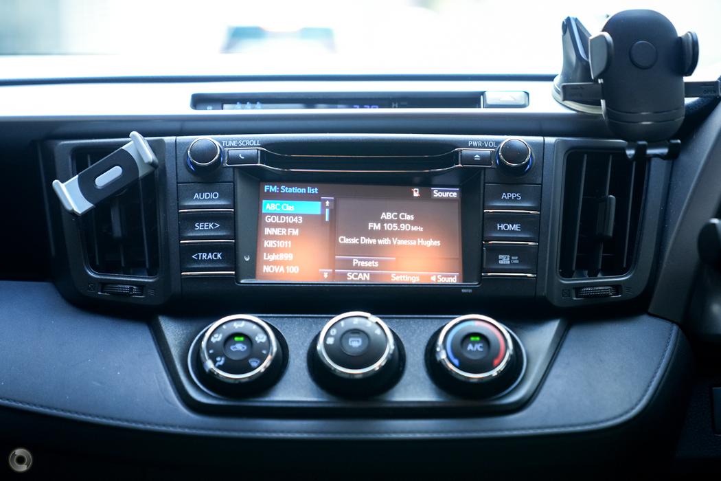 
								2018 Toyota RAV4 ASA44R GX Wagon 5dr Spts Auto 6sp AWD 2.5i – #672 full									