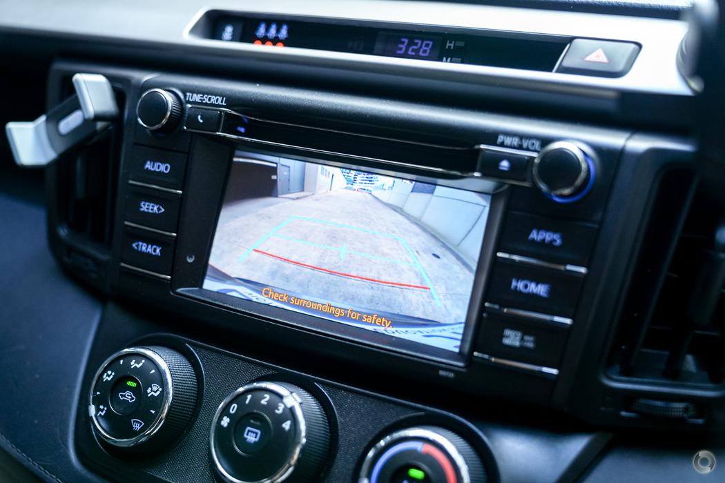 
								2018 Toyota RAV4 ASA44R GX Wagon 5dr Spts Auto 6sp AWD 2.5i – #672 full									