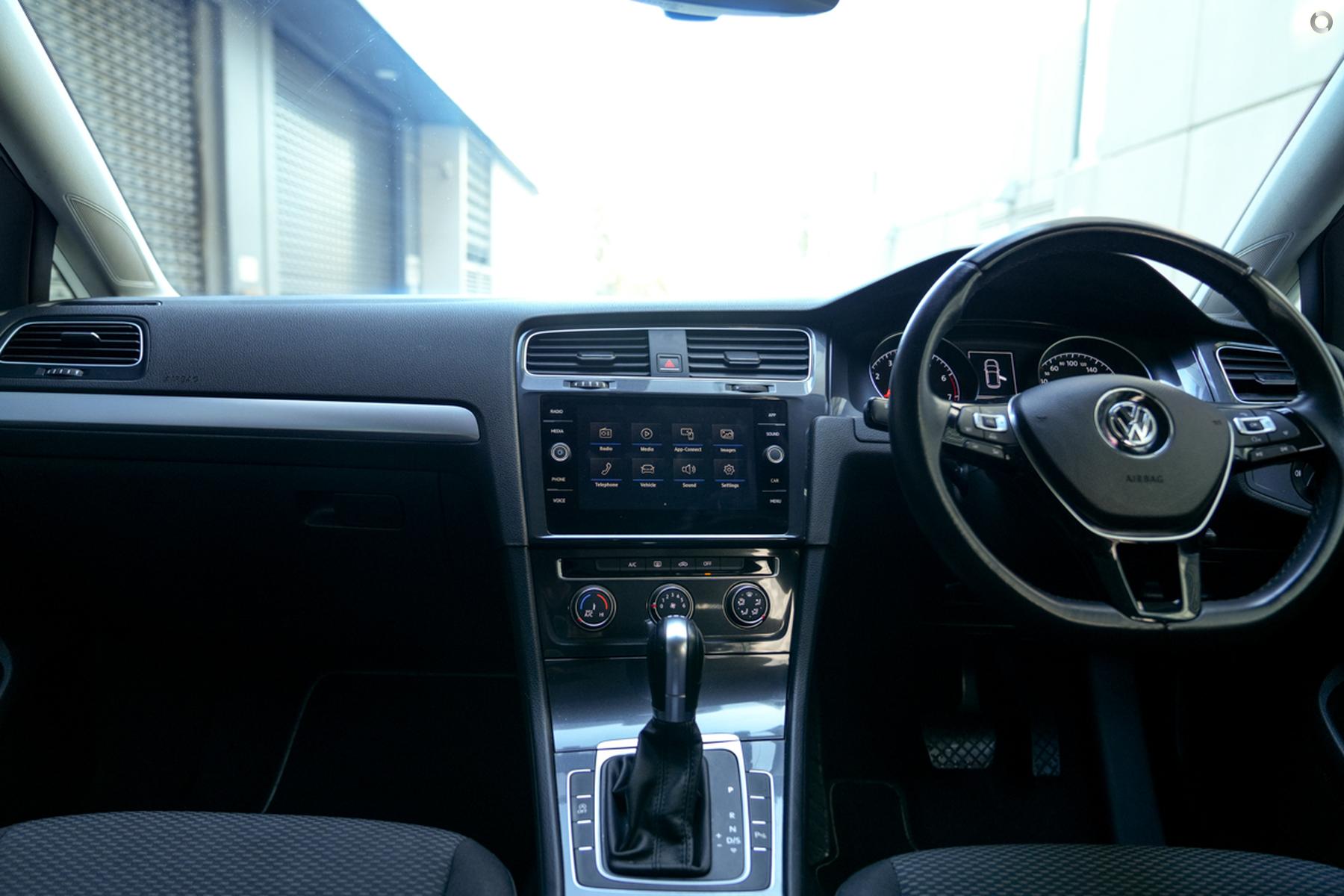 
								2018 Volkswagen GOLF 7.5 MY18 GTI Hatchback 5dr DSG 6sp – #685 full									