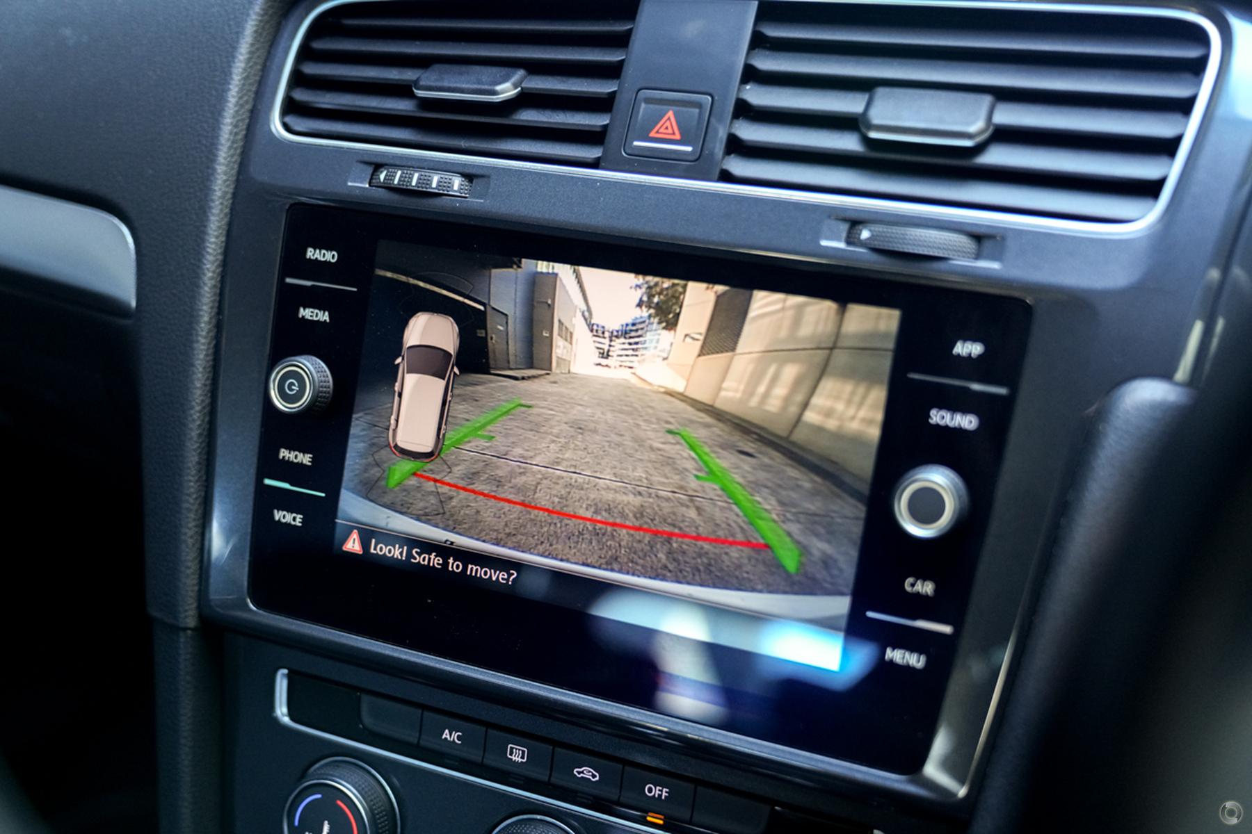 
								2018 Volkswagen GOLF 7.5 MY18 GTI Hatchback 5dr DSG 6sp – #685 full									