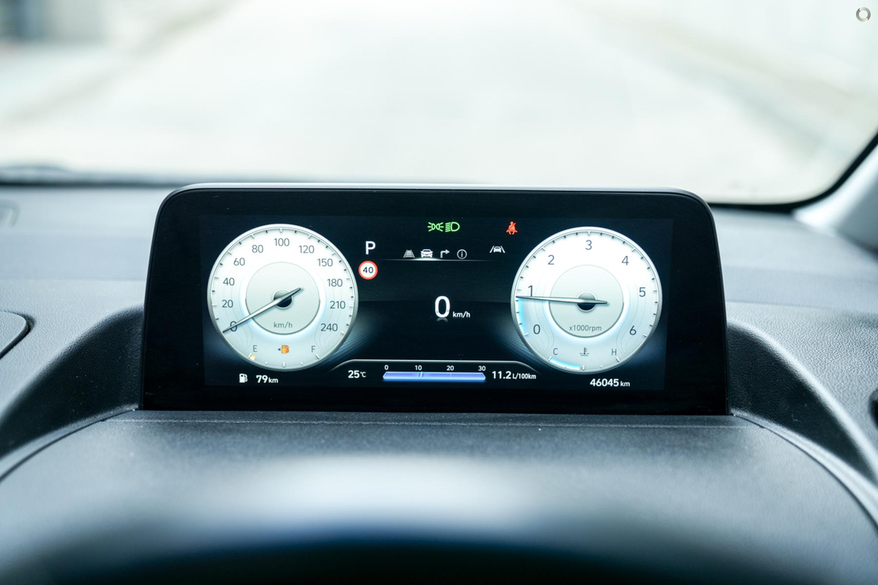 
								2021 Hyundai STARIA US4.V1 MY22 Highlander Wagon 8st 5dr Spts Auto 8sp AWD full									