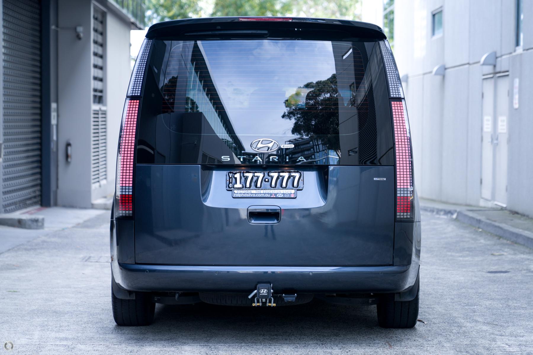 2021 Hyundai STARIA US4.V1 MY22 Highlander Wagon 8st 5dr Spts Auto 8sp AWD