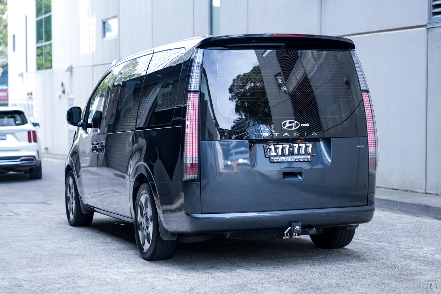 2021 Hyundai STARIA US4.V1 MY22 Highlander Wagon 8st 5dr Spts Auto 8sp AWD