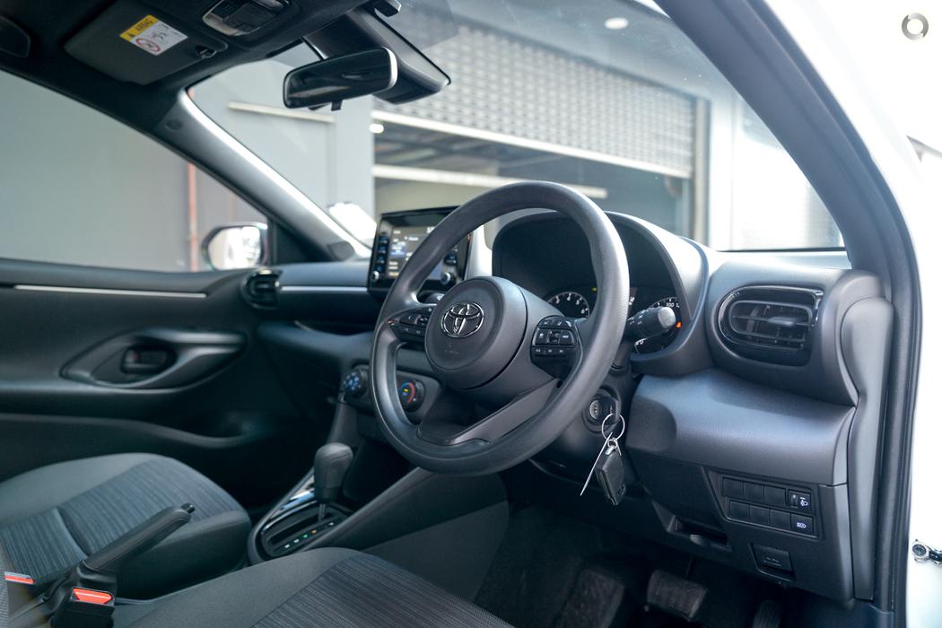 
								2021 Toyota Yaris MXPA10R Ascent Sport Hatchback 5dr CVT 1sp 1.5i – #649 full									