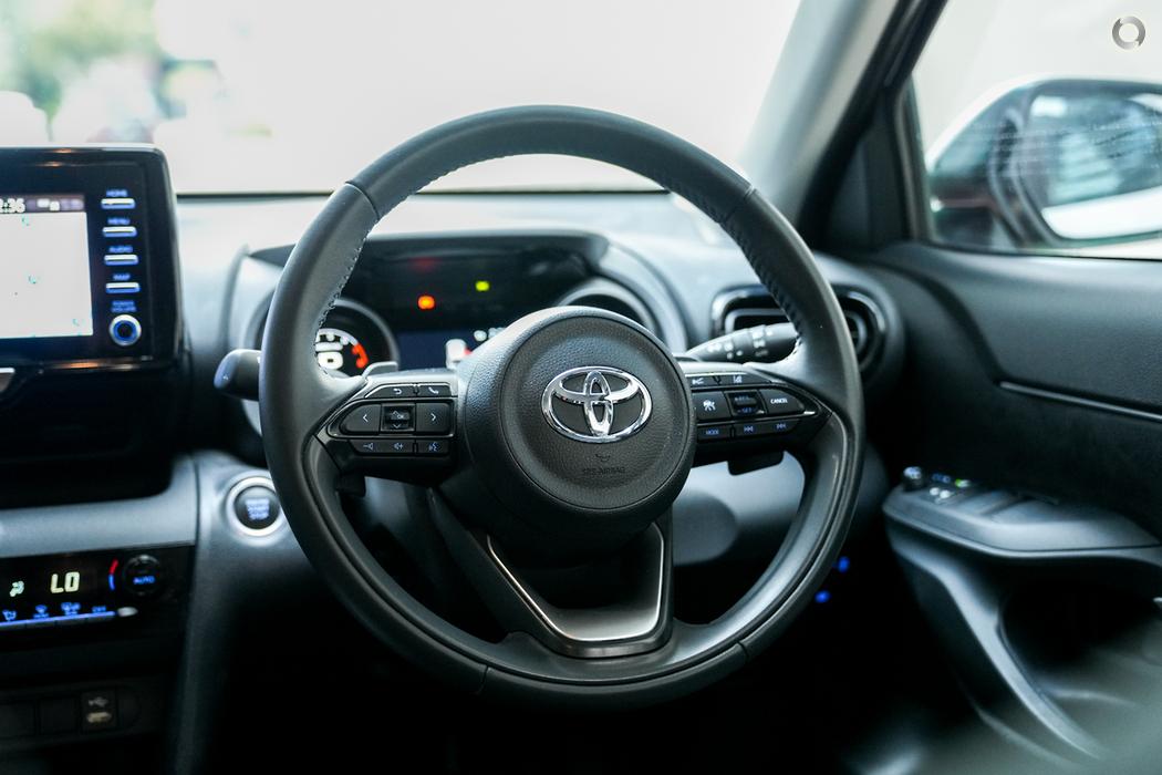 
								2023 Toyota Yaris Cross MXPB10R GXL Wagon 5dr CVT 10sp 2WD 1.5i – #662 full									