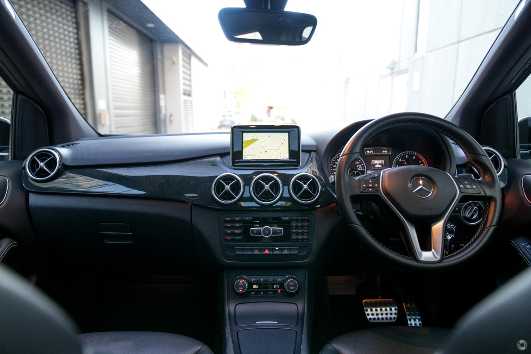 
								2013 Mercedes-Benz B250 W246 B250 Hatchback 5dr DCT 7sp 2.0T – #700 full									