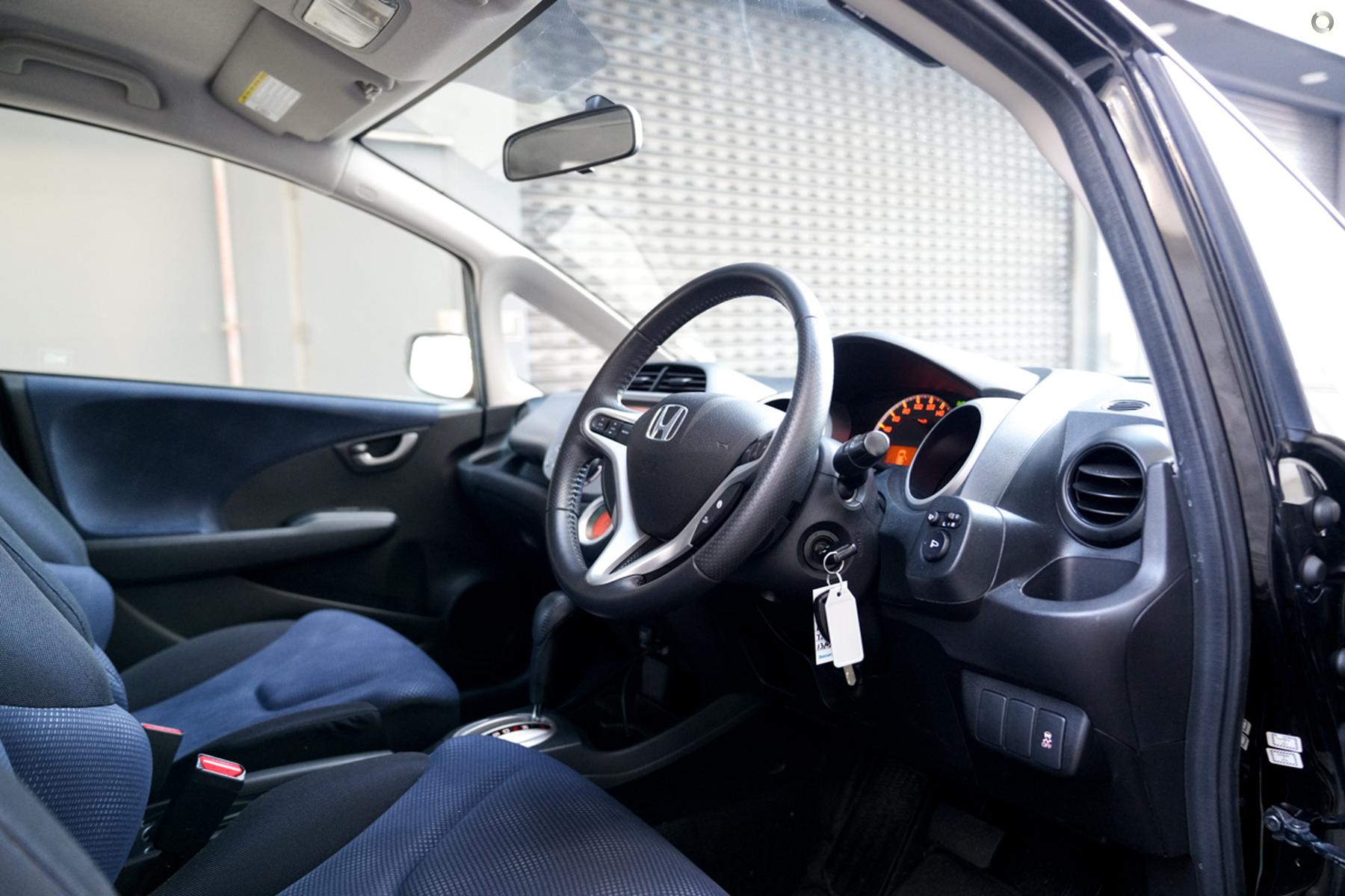 
								2012 Honda Jazz GE MY12 VIBE HATCHBACK 5DR AUTO 5SP 1.3I – #704 full									