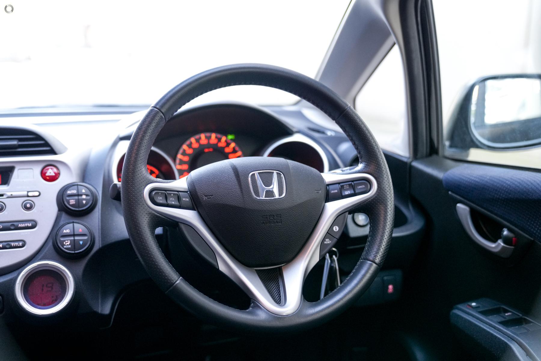 
								2012 Honda Jazz GE MY12 VIBE HATCHBACK 5DR AUTO 5SP 1.3I – #704 full									