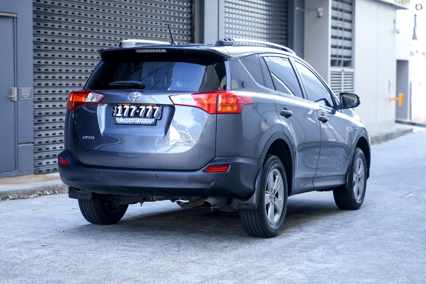 
								2015 Toyota RAV4 ASA44R Cruiser Wagon 5dr Spts Auto 6sp AWD 2.5i – #686 full									