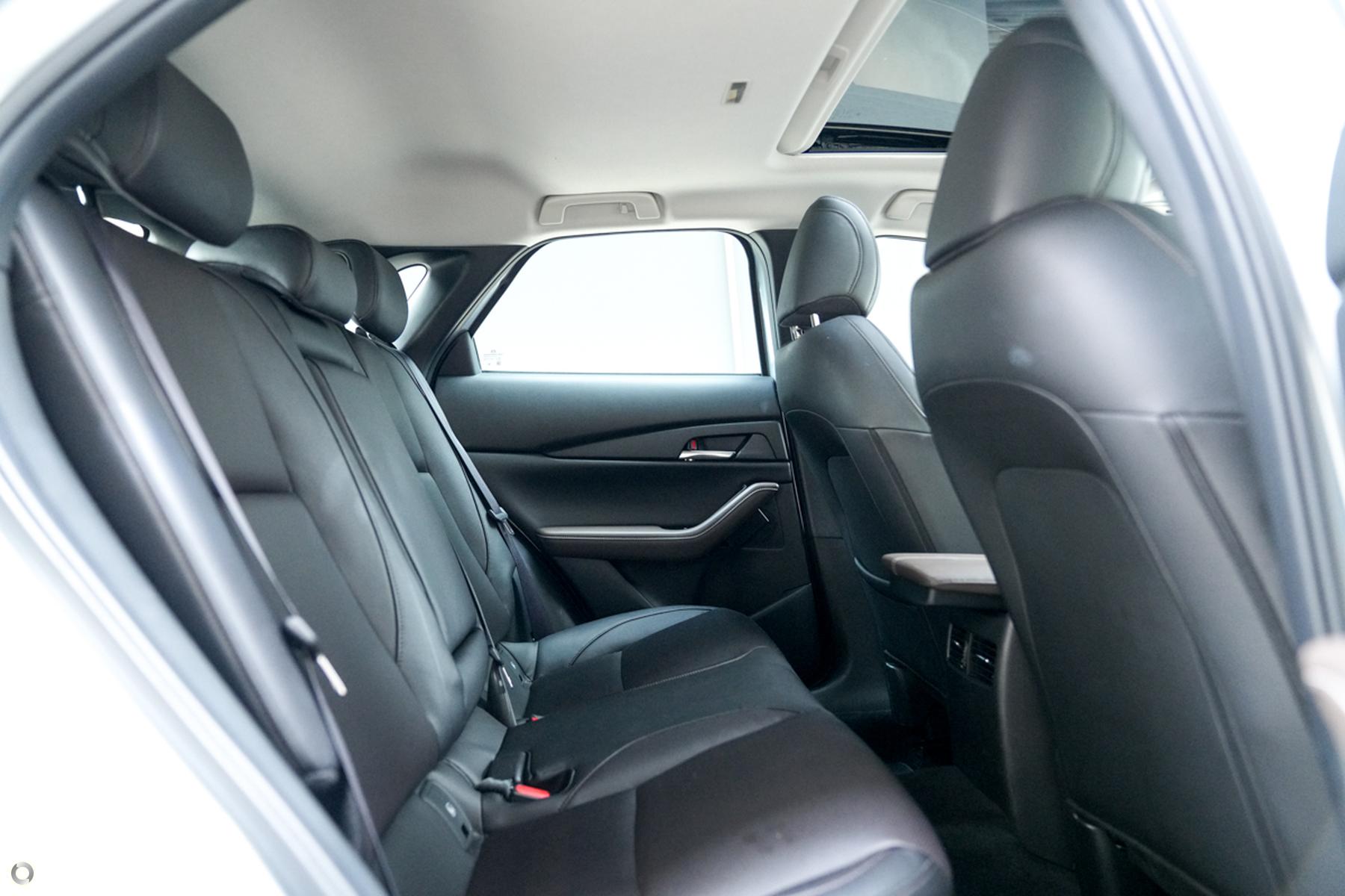 
								2020 Mazda CX-30 DM2WLA G25 Astina Wagon 5dr SKYACTIV-Drive 6sp 2.5i – #688 full									