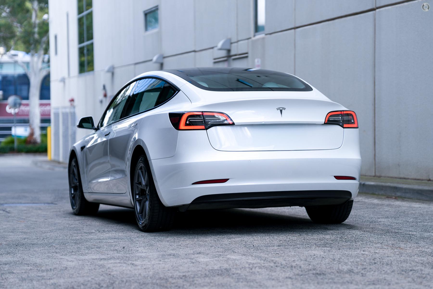 2023 Tesla Model 3 MY23 Rear-Wheel Drive Sedan 4dr Reduction Gear 1sp 208kW – #695