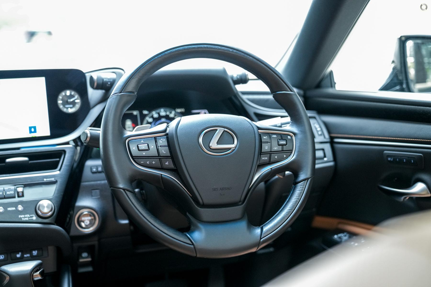 
								2024 Lexus ES AXZH10R ES300h Luxury Sedan 4dr CVT 1sp 2.5i/88kW Hybrid – #703 full									