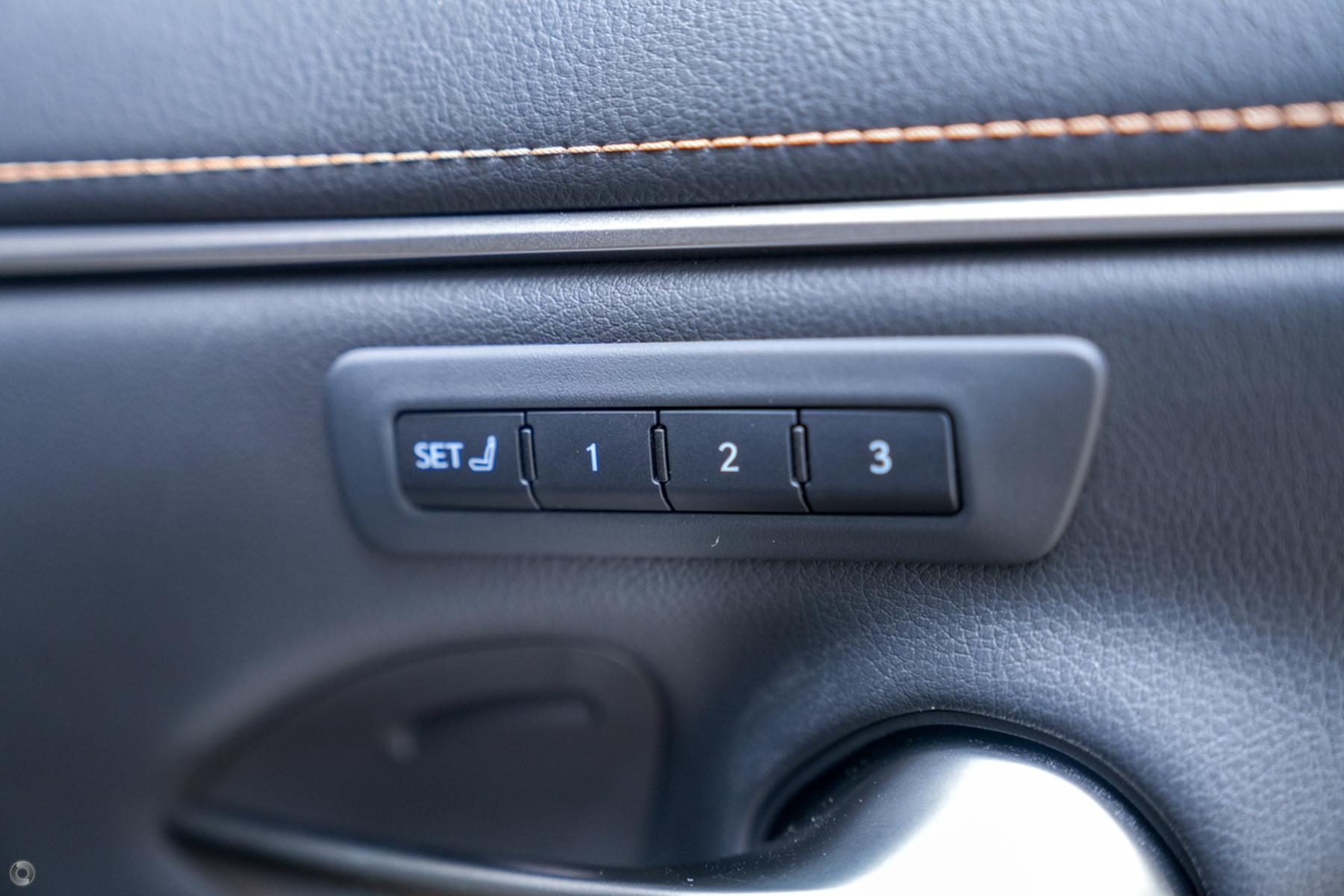 
								2024 Lexus ES AXZH10R ES300h Luxury Sedan 4dr CVT 1sp 2.5i/88kW Hybrid – #703 full									