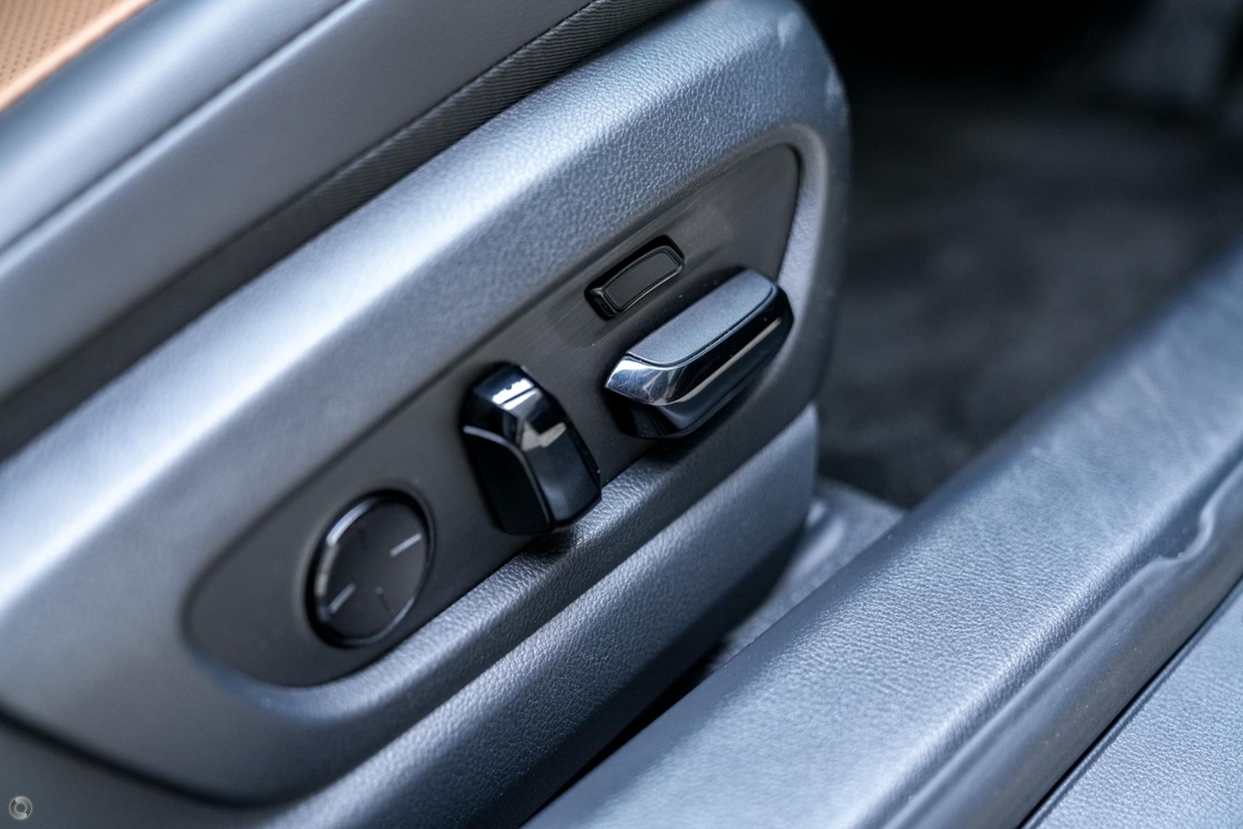 
								2024 Lexus ES AXZH10R ES300h Luxury Sedan 4dr CVT 1sp 2.5i/88kW Hybrid – #703 full									