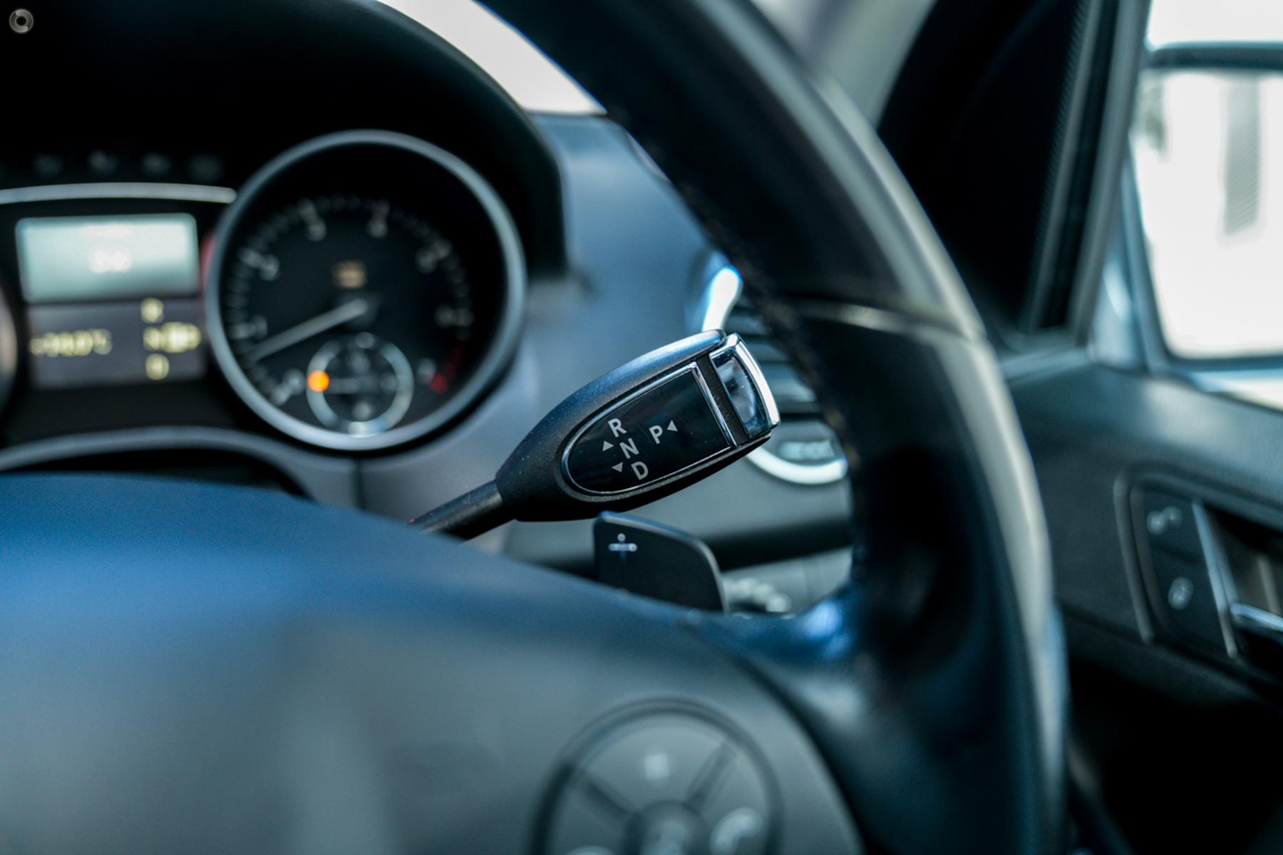 
								2010 Mercedes-Benz M-Class W164 MY10 ML350 Wagon 5dr Spts Auto 7sp 4×4 3.5i – #696 full									