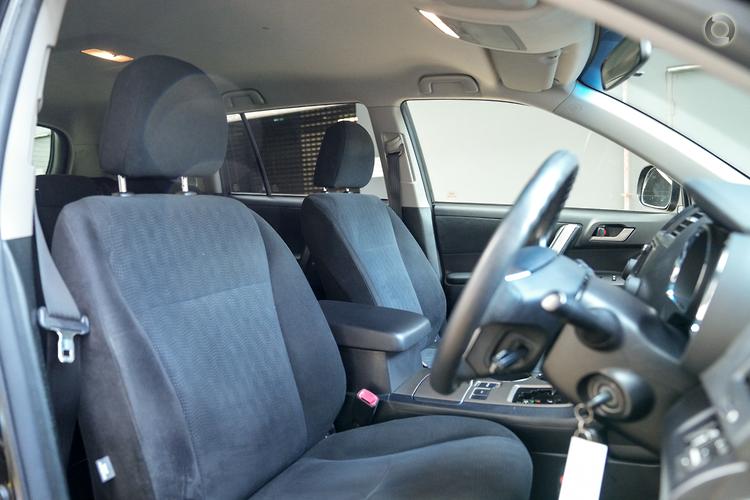 
								2013 Toyota Kluger GSU40R MY12 KX-R Wagon 7st 5dr Spts Auto 5sp 2WD 3.5i – #722 full									