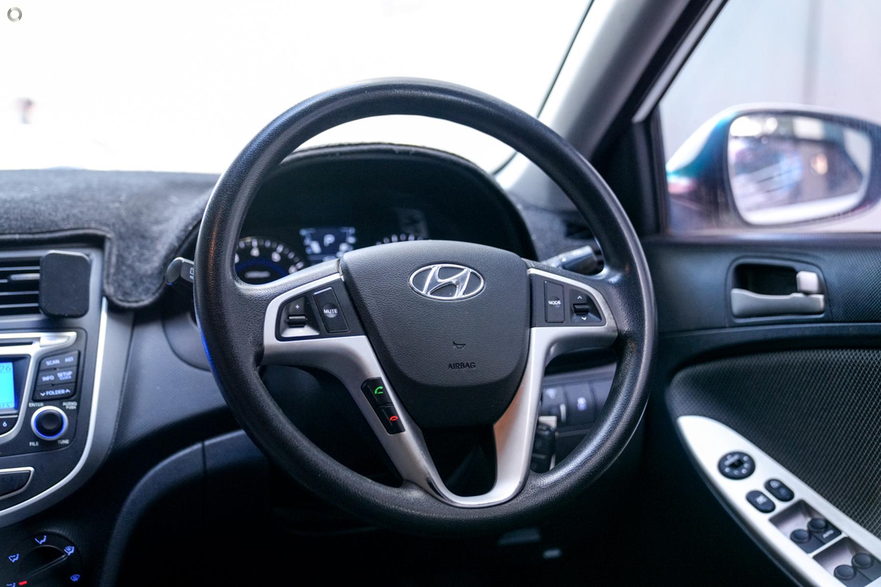 
								2012 Hyundai Accent RB Active Hatchback 5dr Spts Auto 4sp 1.6i – #706 full									