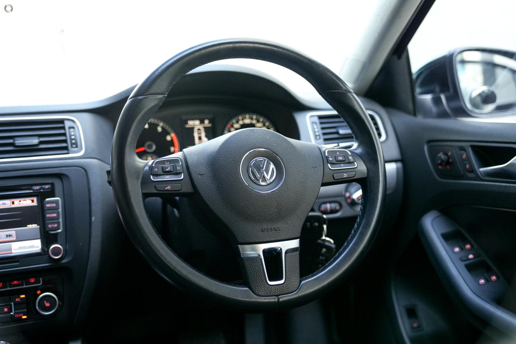 
								2012 Volkswagen Jetta 1B MY12.5 147TSI Highline Sedan 4dr DSG 6sp 2.0T – #720 full									