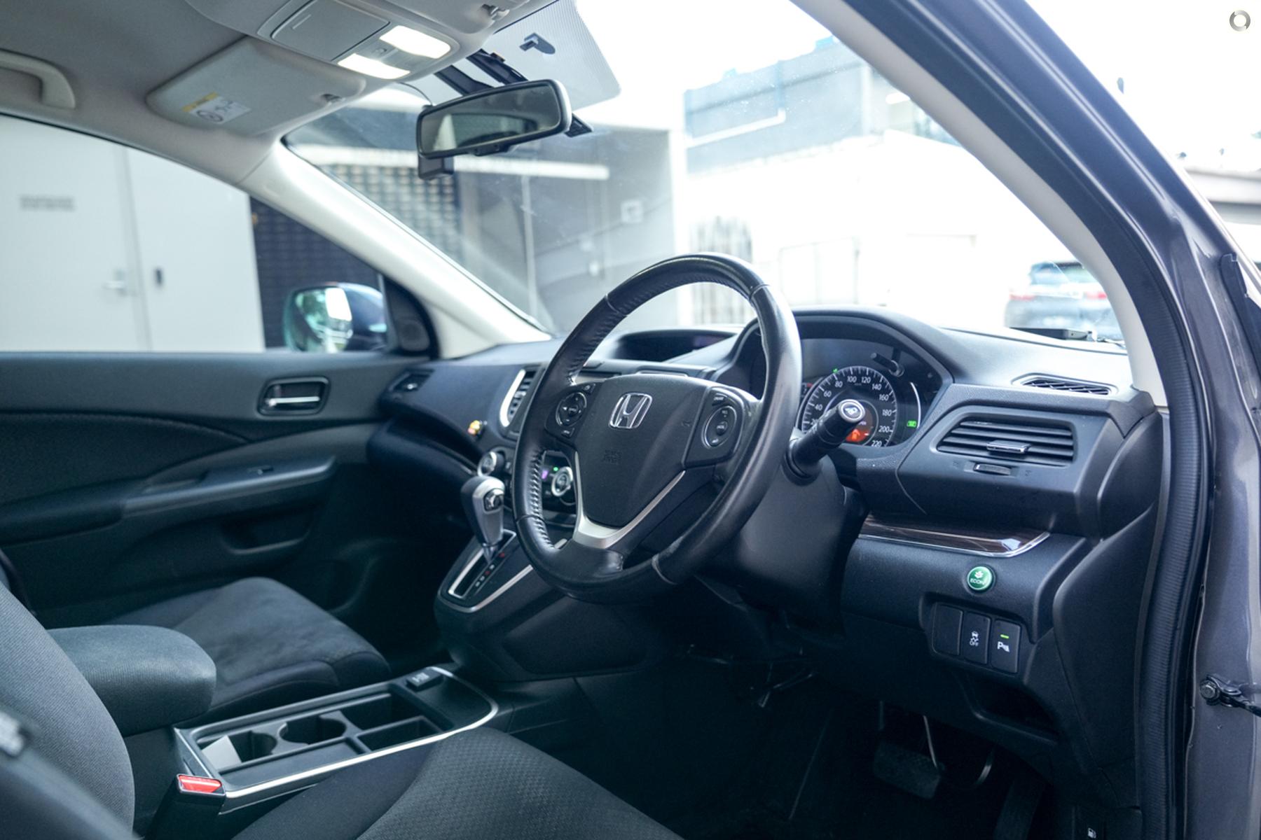 
								2015 Honda CR-V RM Series II MY17 VTi-S Wagon 5dr Spts Auto 5sp 4WD – #734 full									