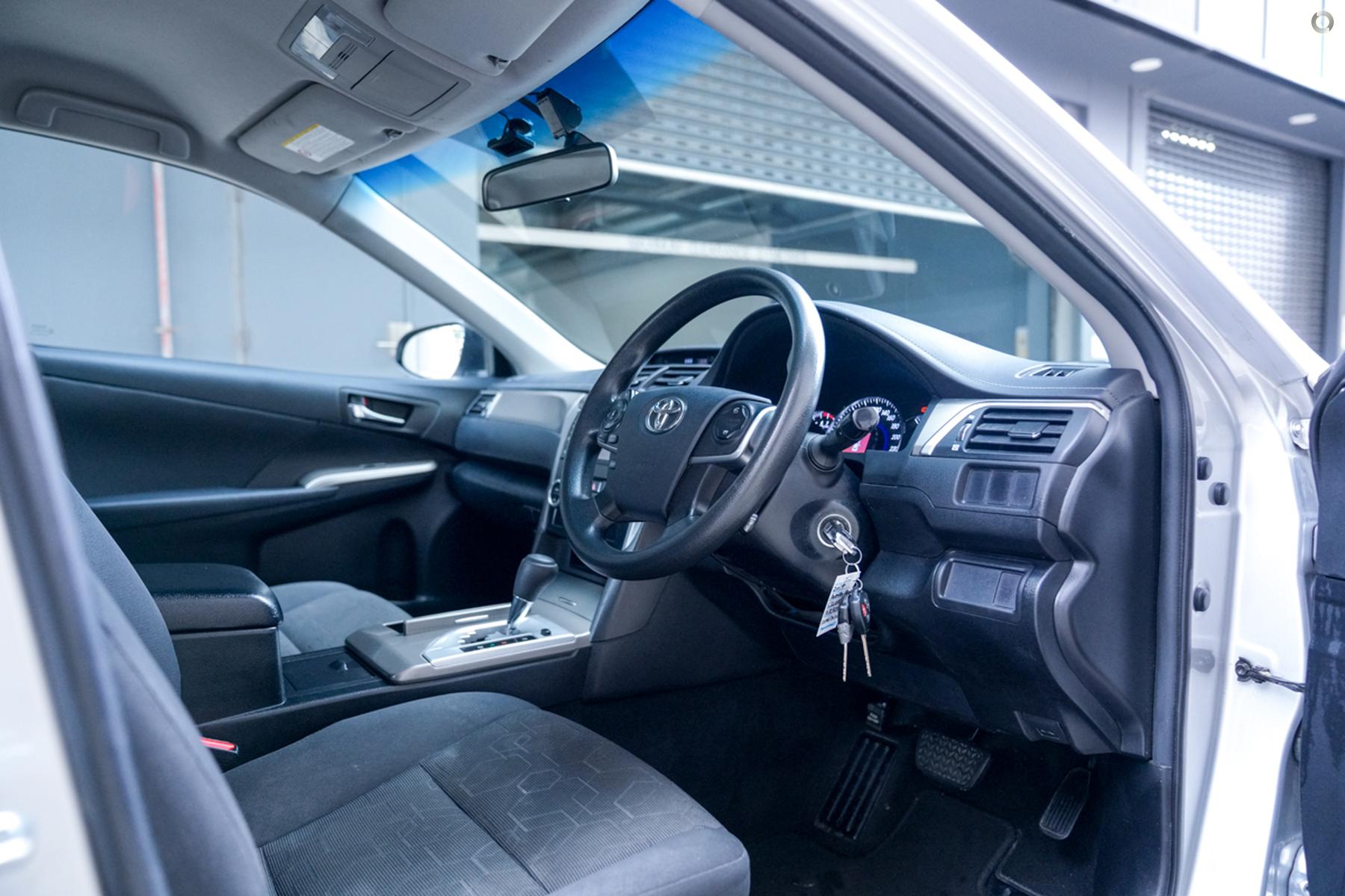 
								2014 Toyota Aurion GSV50R AT-X Sedan 4dr Spts Auto 6sp 3.5i – #774 full									