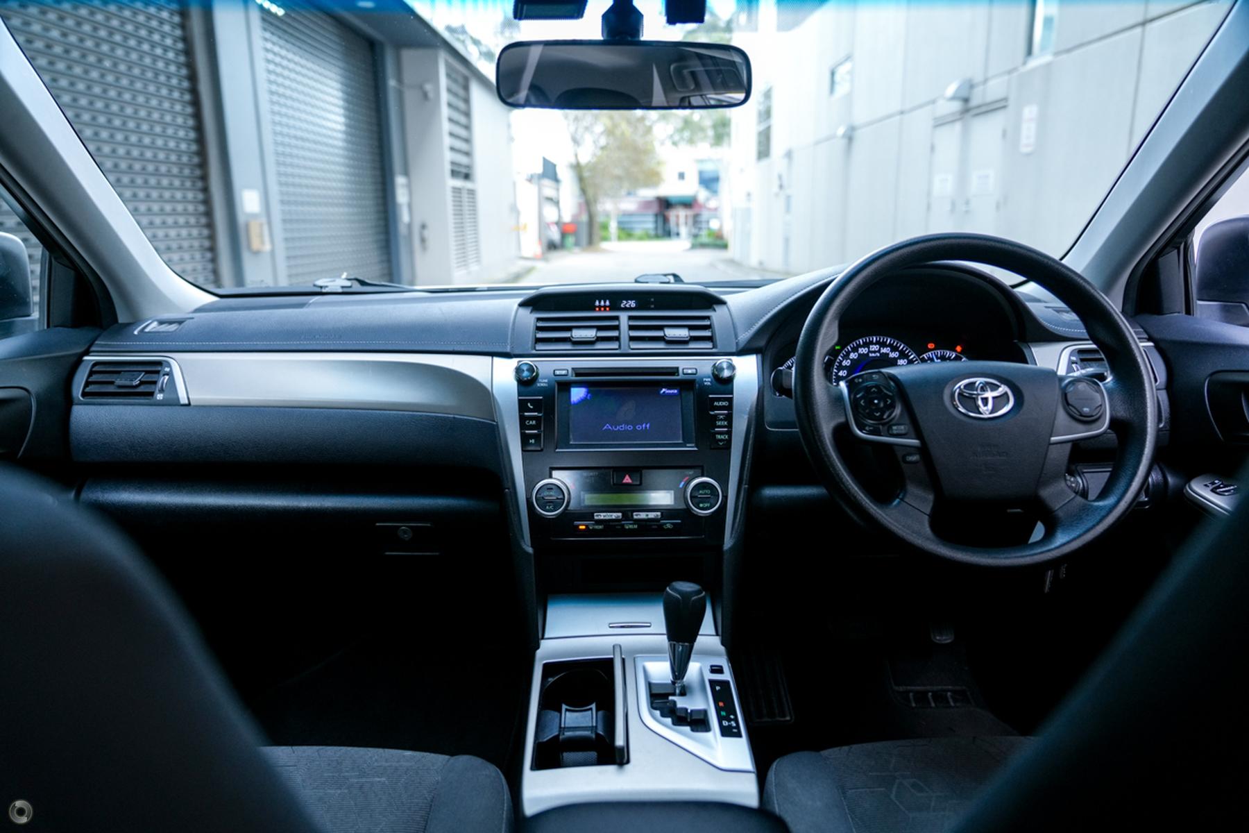 
								2014 Toyota Aurion GSV50R AT-X Sedan 4dr Spts Auto 6sp 3.5i – #774 full									