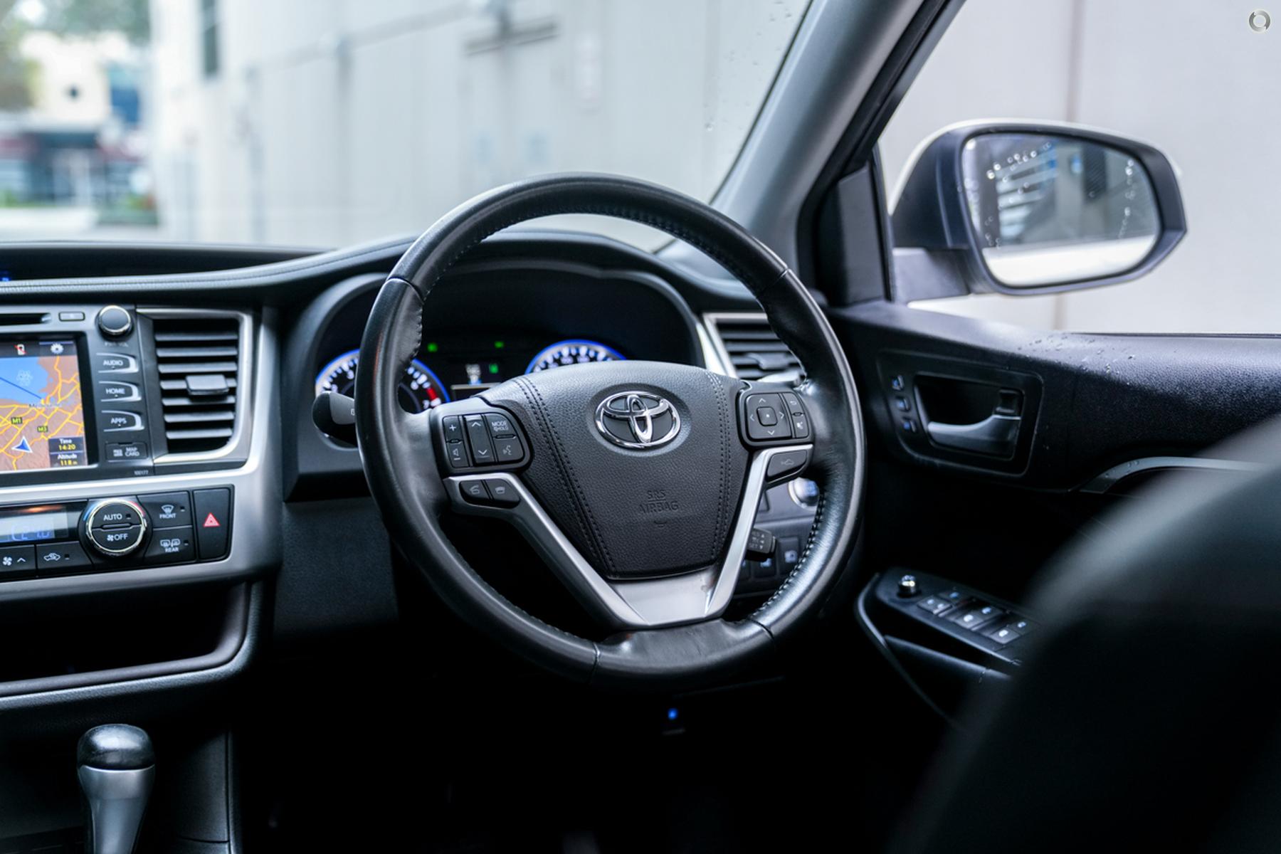 
								2015 Toyota Kluger GSU55R Grande Wagon 7st 5dr Spts Auto 6sp AWD 675kg 3.5i – #777 full									