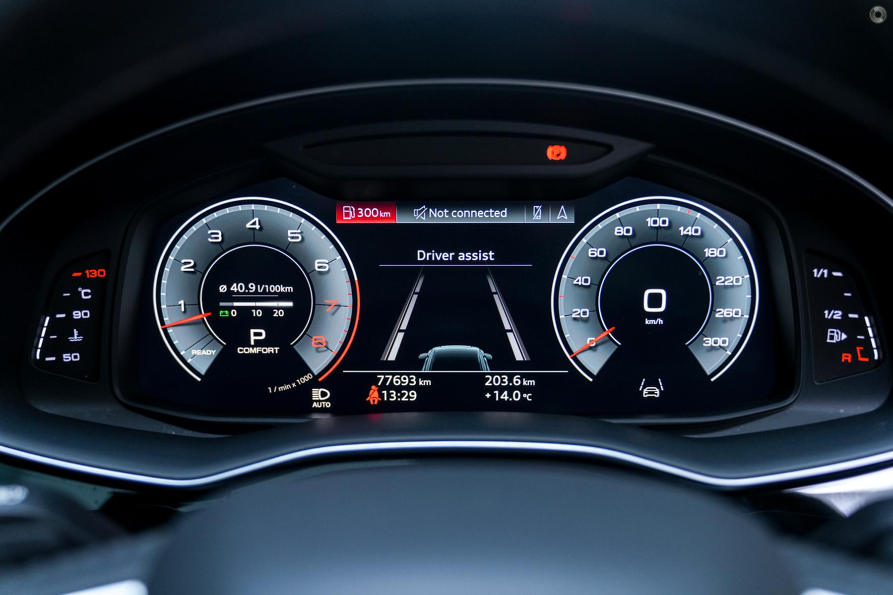 
								2019 Audi Q8 4M F1 MY19 55 TFSI Wagon 5dr Tiptronic 8sp quattro 3.0T/12kW – #818 full									
