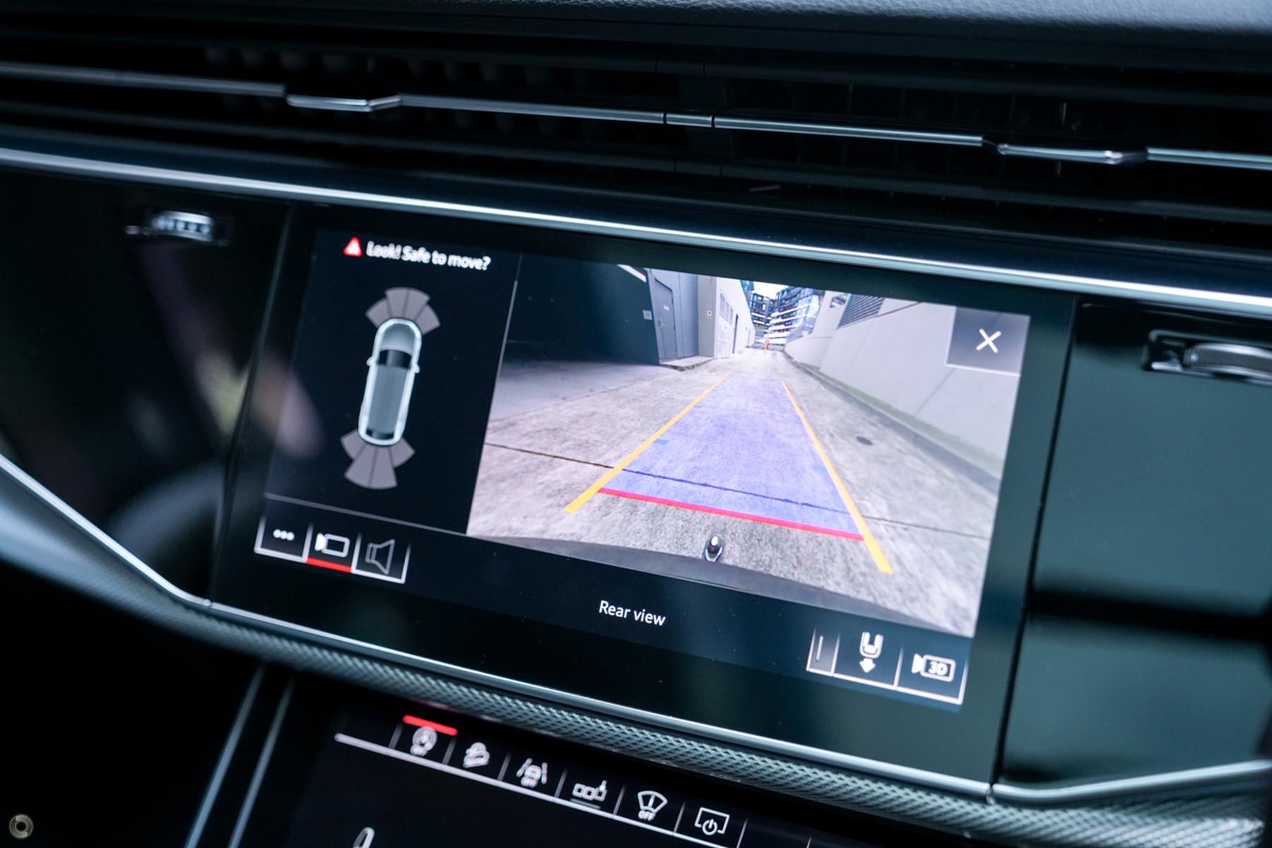 
								2019 Audi Q8 4M F1 MY19 55 TFSI Wagon 5dr Tiptronic 8sp quattro 3.0T/12kW – #818 full									