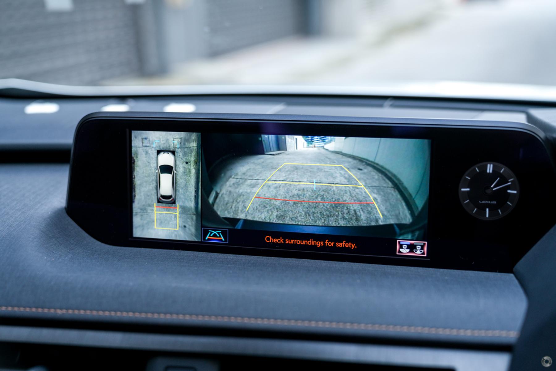 
								2021 Lexus UX MZAH10R UX250h Sport Luxury Hatchback 5dr E-CVT 1sp 2WD 2.0i/80kW Hybrid – #817 full									