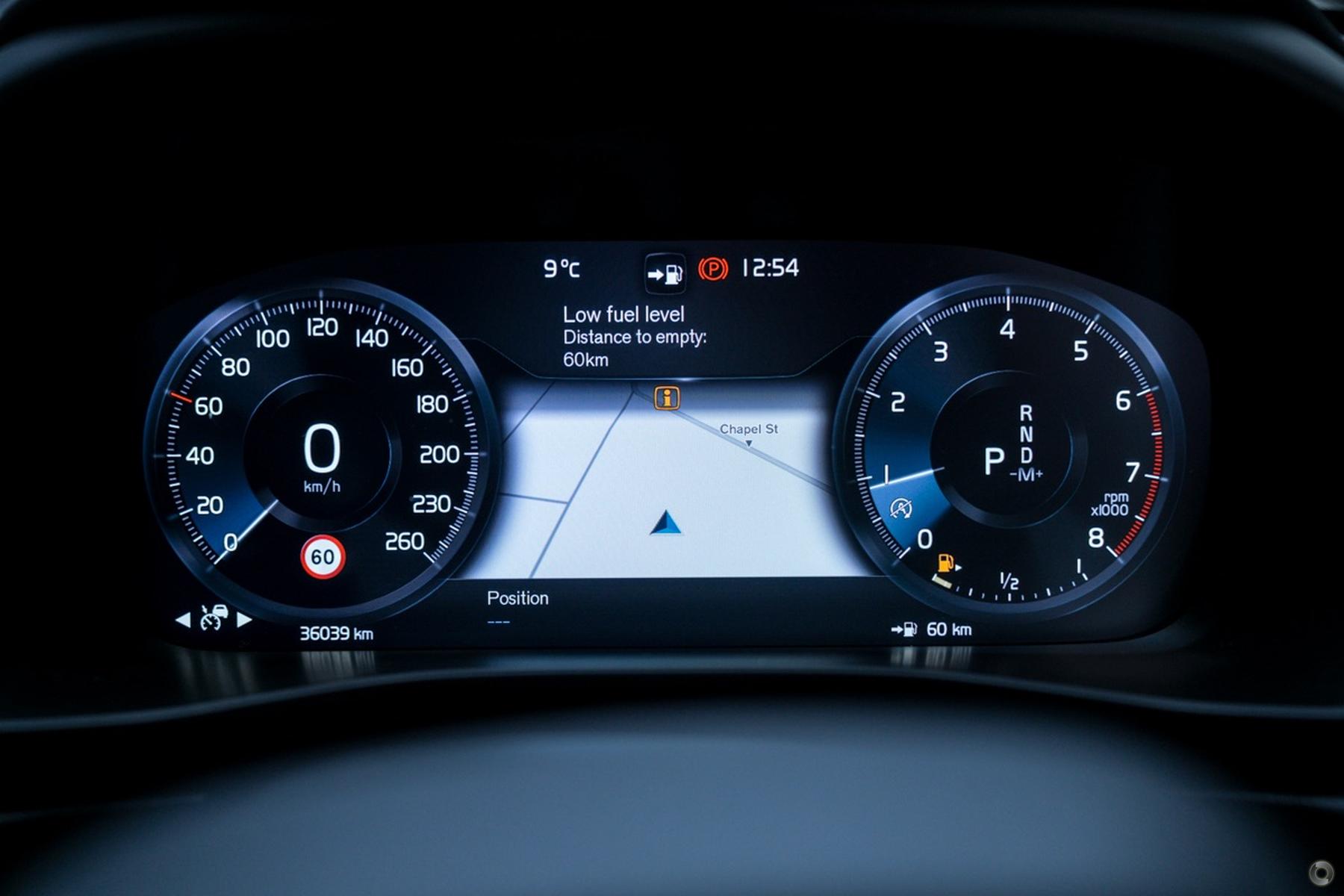 
								2022 Volvo XC40 XZ MY23 Plus B4 Wagon 5dr Spts Auto 8sp 2.0T/10kW – #776 full									