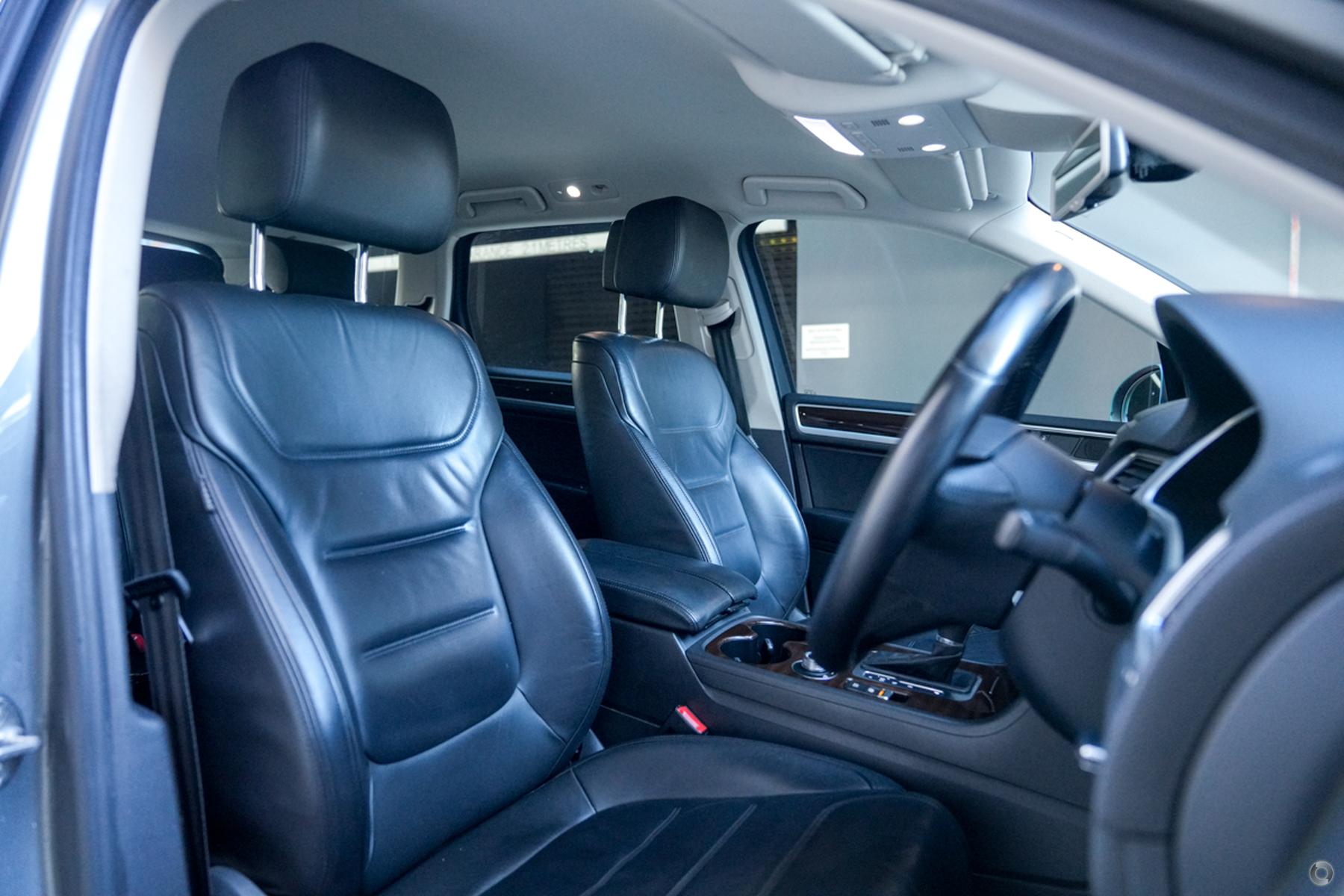 
								2015 Volkswagen Touareg 7P MY16 V6 TDI Wagon 5dr Tiptronic 8sp 4MOTION 3.0DT – #TBA full									