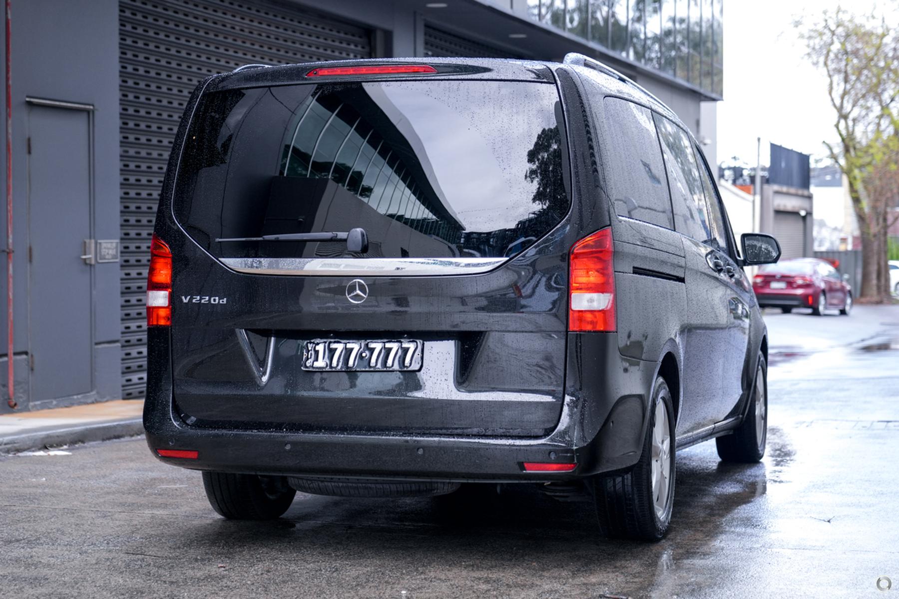 
								2017 Mercedes-Benz V-Class 447 V220 d Wagon 7st 5dr 7G-TRONIC + 7sp 2.1DTT – #863 full									