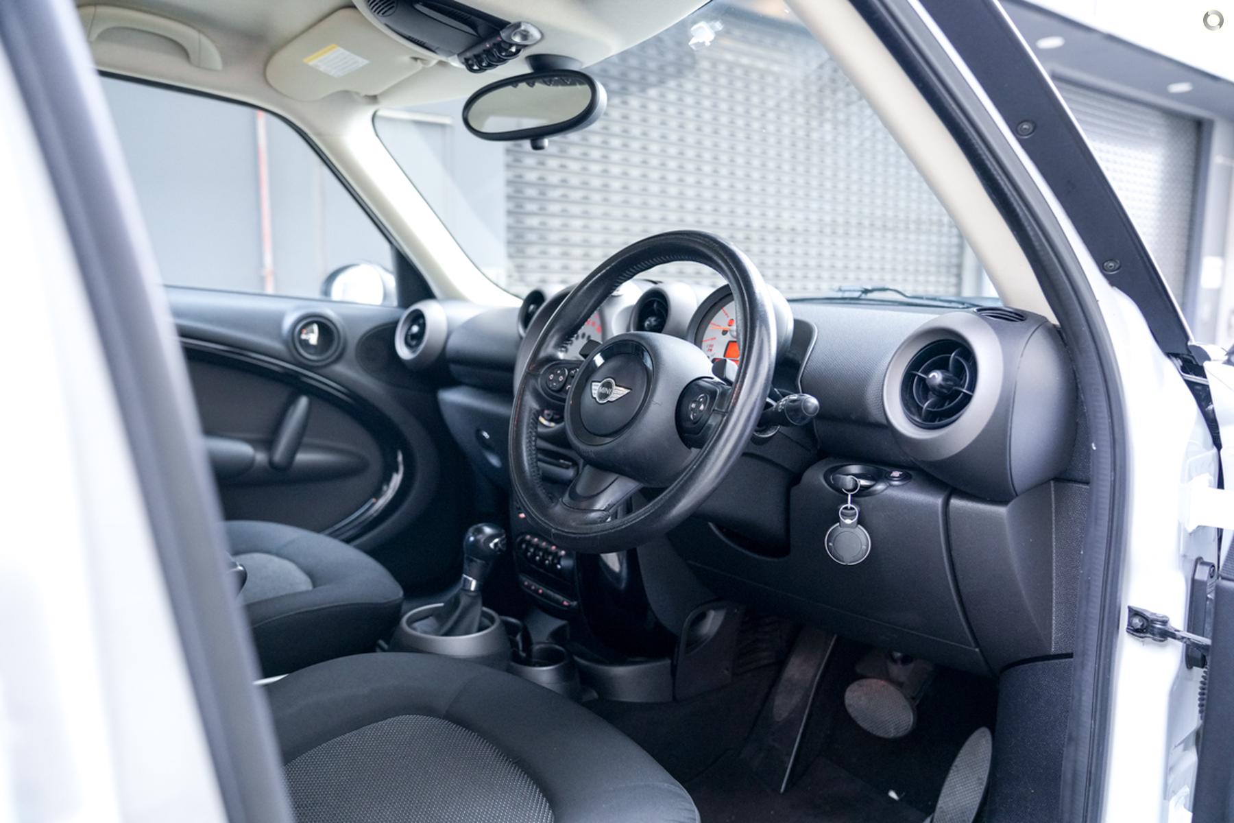
								2012 MINI Countryman R60 Cooper Wagon 5dr Spts Auto 6sp 1.6i (Nov) – #879 full									