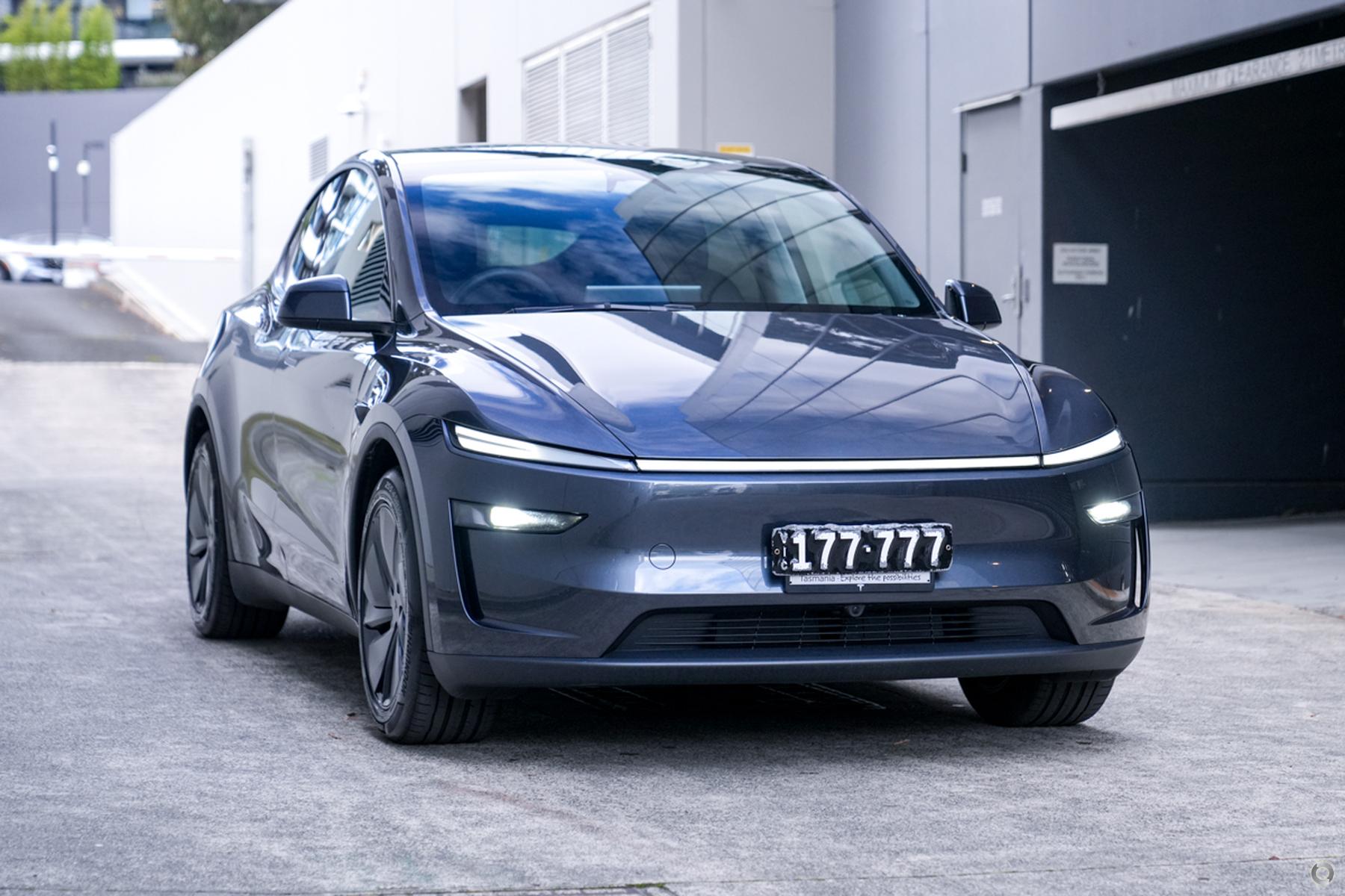 2025 Tesla Model Y Premium Rear-Wheel Drive Wagon 5dr Reduction Gear 1sp AC255kW – #888